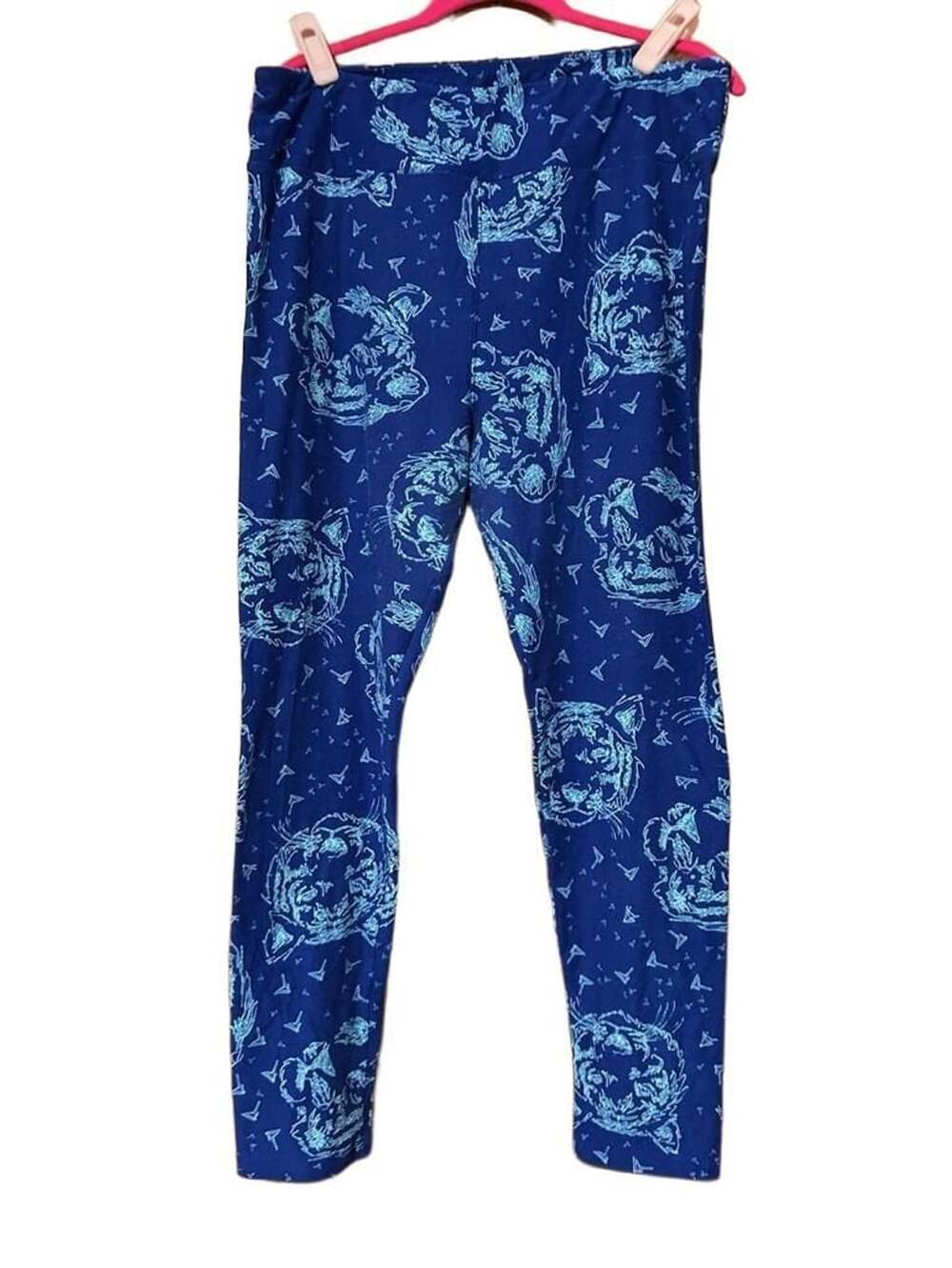 LuLaRoe Leggings Tall & Curvy Blue Tiger Print